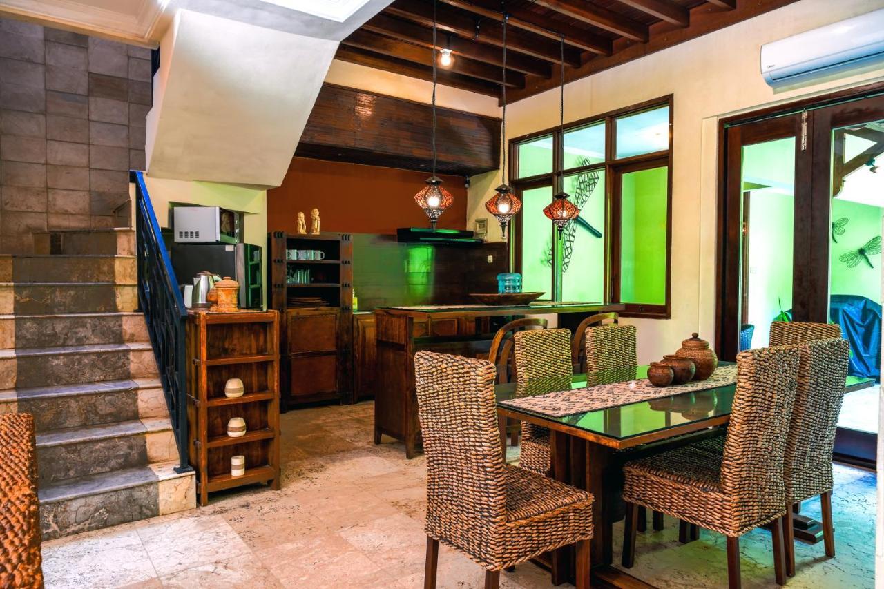 De Cinta Villa - Kuta - 5 Bedrooms - Heart Of Kuta Ngoại thất bức ảnh